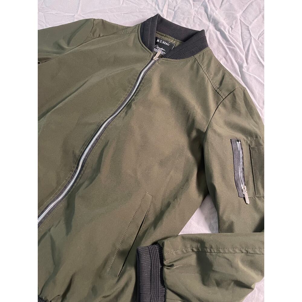 H.T Niao Army Green Light Jacket - Picture 2 of 8